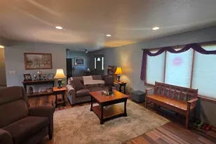 118 Columbine Ln, Sheboygan Falls, WI 53085 - Photo 10
