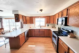 14612 Slager Rd, Franklin, WI 54230 - Photo 4