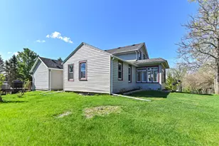 S51W30943 Old Village Rd, Genesee, WI 53149 - Photo 22