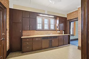 513 Clyman St, Watertown, WI 53094 - Photo 10