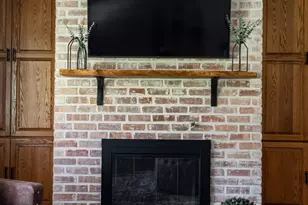 7119 W Freistadt Rd, Mequon, WI 53092 - Photo 8