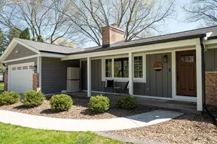 7119 W Freistadt Rd, Mequon, WI 53092 - Photo 2