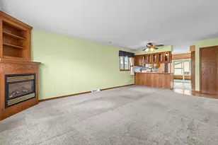 1008 Whispering Winds Pl, Onalaska, WI 54650 - Photo 4