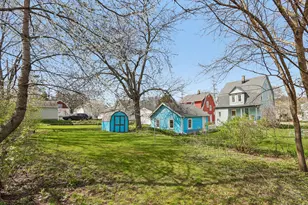 8425 W Lapham St, West Allis, WI 53214 - Photo 40