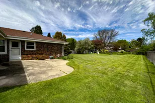 1523 David Ln, Waukesha, WI 53189 - Photo 38