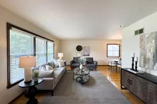 1523 David Ln, Waukesha, WI 53189 - Photo 4