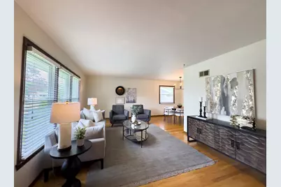 1523  David Ln, Waukesha, WI 53189 - Photo 6
