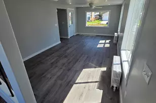 2230 S 10th St, Manitowoc, WI 54220 - Photo 12