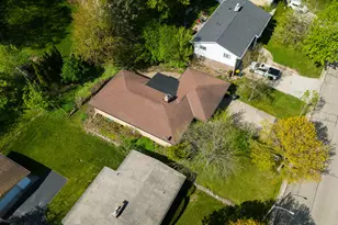 10731 W Keefe Ave, Wauwatosa, WI 53222 - Photo 30