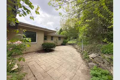 10731 W Keefe Ave, Wauwatosa, WI 53222 - Photo 26