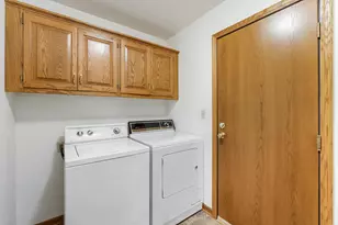 1909 Springbrook N, Waukesha, WI 53186 - Photo 14