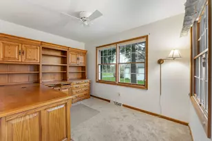 1909 Springbrook N, Waukesha, WI 53186 - Photo 4