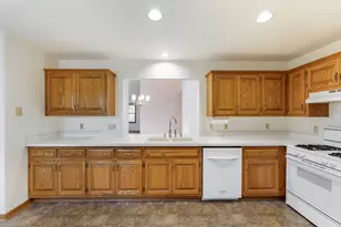 1909 Springbrook N, Waukesha, WI 53186 - Photo 6