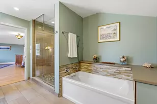 514 E Community Pl, Fox Point, WI 53217 - Photo 32