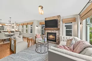 4954 N Diversey Blvd, Whitefish Bay, WI 53217 - Photo 4