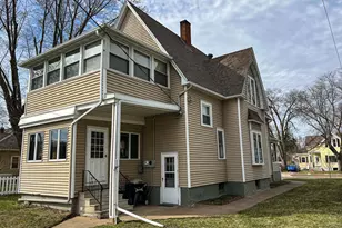 2126 Market St, La Crosse, WI 54601 - Photo 34