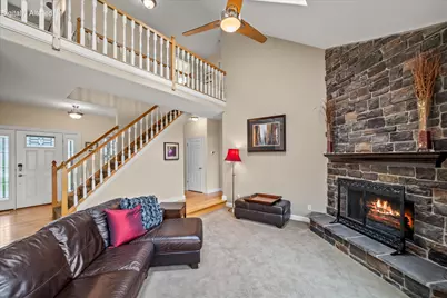 12355 W Whitaker Ave, Greenfield, WI 53228 - Photo 18