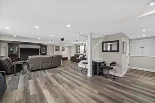 12355 W Whitaker Ave, Greenfield, WI 53228 - Photo 52