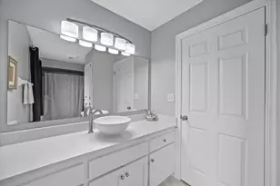12355 W Whitaker Ave, Greenfield, WI 53228 - Photo 42