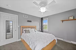 12355 W Whitaker Ave, Greenfield, WI 53228 - Photo 44