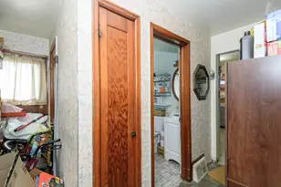 7139 W Beloit Rd, West Allis, WI 53219 - Photo 16