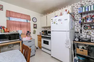 7139 W Beloit Rd, West Allis, WI 53219 - Photo 6