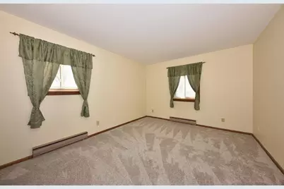1300 E Decorah Rd #2, West Bend, WI 53095 - Photo 18