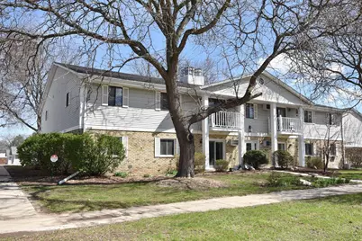 1300 E Decorah Rd #2, West Bend, WI 53095 - Photo 4