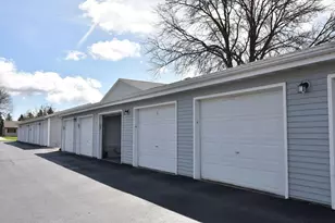 1300 E Decorah Rd, West Bend, WI 53095 - Photo 30