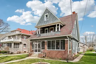 136 Teddy Ave, Hartford, WI 53027 - Photo 4