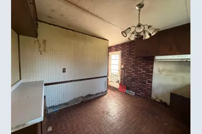 8208 W Keefe Ave, Milwaukee, WI 53222 - Photo 4