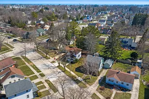 3210 Monroe St, Two Rivers, WI 54241 - Photo 22