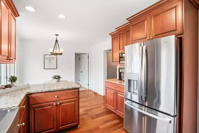 340 W Indian Creek Ct, Fox Point, WI 53217 - Photo 12