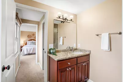 340 W Indian Creek Ct, Fox Point, WI 53217 - Photo 26