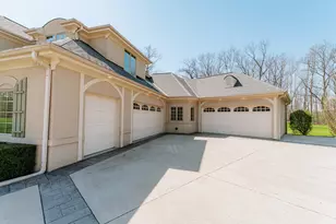 5925 S Conservancy Dr, New Berlin, WI 53151 - Photo 26