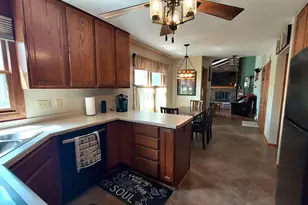 15415 W Fenway Dr, New Berlin, WI 53151 - Photo 12