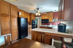 15415 W Fenway Dr, New Berlin, WI 53151 - Photo 2