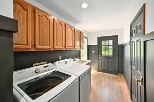 W278N1973 Lakeview Dr, Pewaukee, WI 53072 - Photo 20