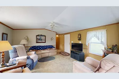 E2817 S Creek Rd, Genoa, WI 54624 - Photo 10