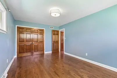 12024 W Woodcrest Cir, Franklin, WI 53132 - Photo 12