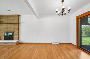21715 Hillcrest Dr, Brookfield, WI 53186 - Photo 8