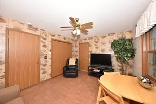 810 Rockingham Ct, West Bend, WI 53090 - Photo 24