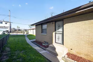 7471 W Beckett Ave, Milwaukee, WI 53216 - Photo 1