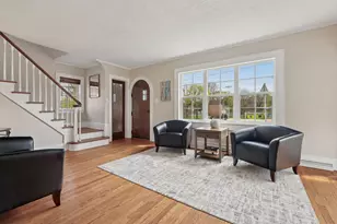 208 Oakland Ave, Waukesha, WI 53186 - Photo 4
