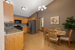 885 Cumberland Ln, Port Washington, WI 53074 - Photo 8