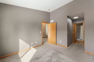 885 Cumberland Ln, Port Washington, WI 53074 - Photo 16