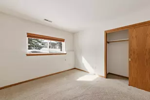885 Cumberland Ln, Port Washington, WI 53074 - Photo 22