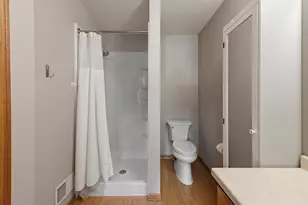 885 Cumberland Ln, Port Washington, WI 53074 - Photo 12
