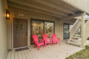 501C Abbey Springs Dr, Fontana, WI 53125 - Photo 30