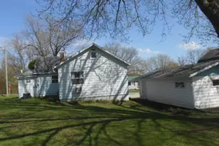221 N Elm St, La Farge, WI 54639 - Photo 4
